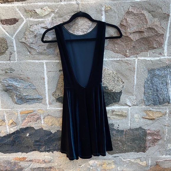 American Apparel Velvet Dress - Picture 2 of 3